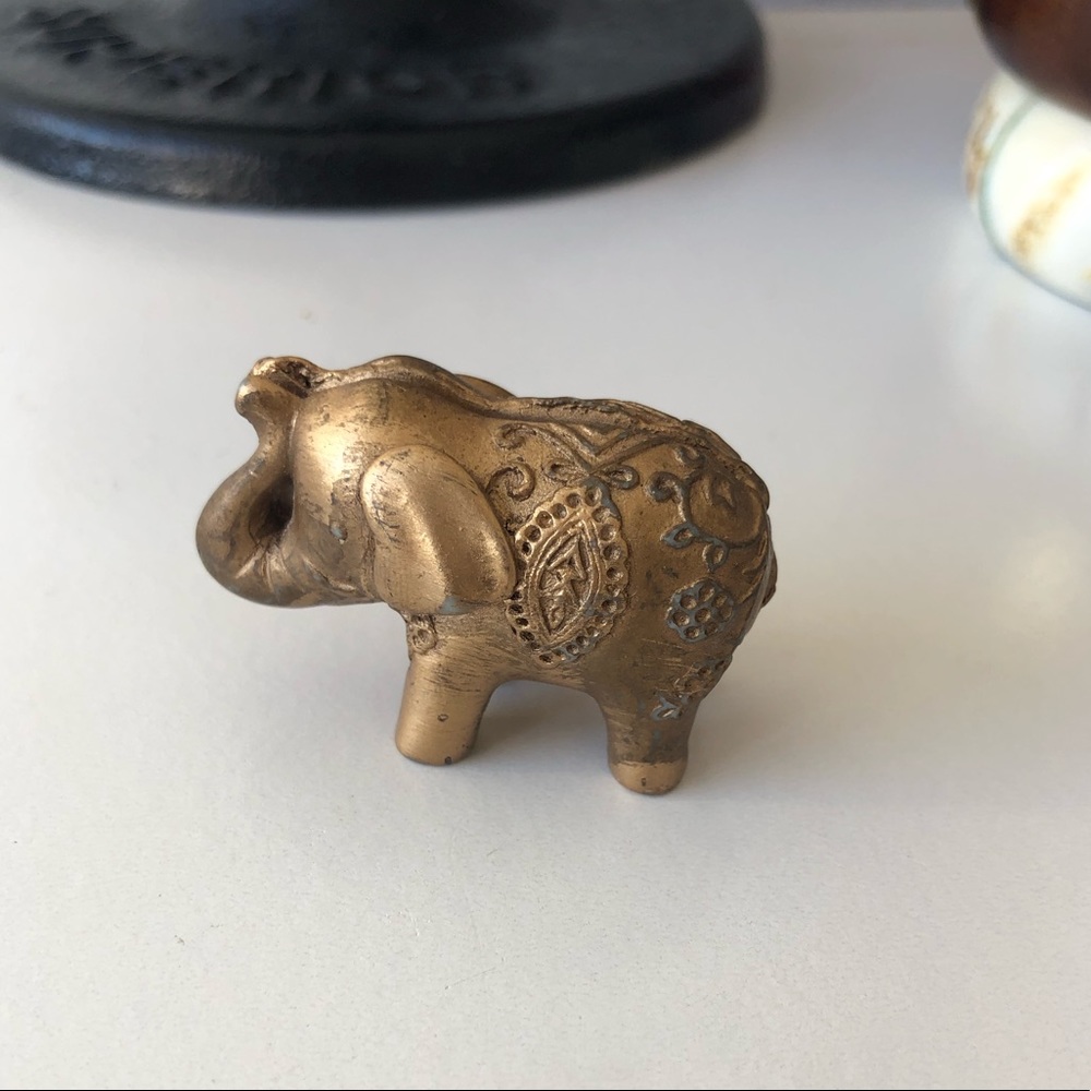 Elephant Business card holder